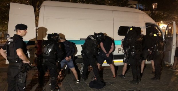 Zásah polície na Ventúrskej ulici 