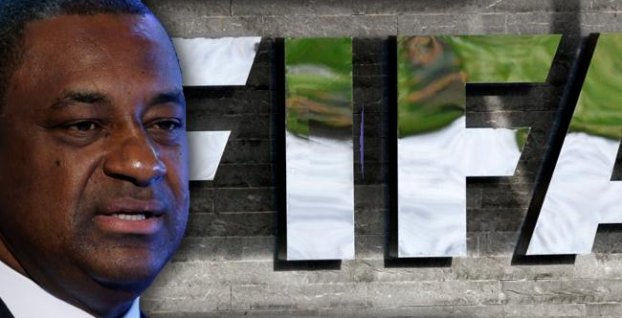 Korupčný megaškandál FIFA: Zatkli aj Blatterovho viceprezidenta!