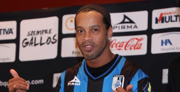 Ronaldinho má za sebou úspešný návrat do brazílskej ligy