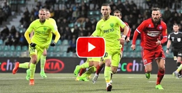 VIDEO: Žilina si vysokou výhrou napravila reputáciu, Slovan si poradil s Trenčínom (+TABUĽKA)
