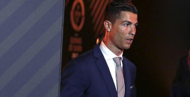 Prekvapenie sa nekonalo. Cristiano Ronaldo sa stal hráčom roka v Portugalsku