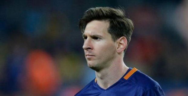 Lionel Messi požiadal v kariére o výmenu dresu len raz. Koho oslovil?