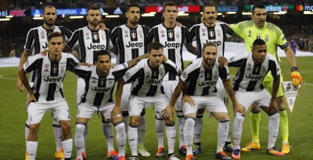 VIDEO: Juventus Turín vykročil za obhajobou titulu pohodlným triumfom nad Cagliari