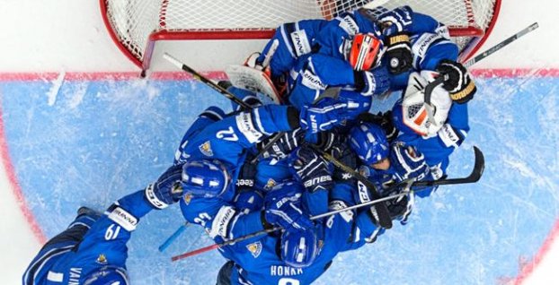 MS20: Vo finále si zahrá Fínsko so Švédskom, Kanada o bronz