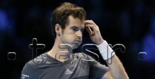 Turnaj majstrov: Federer deklasoval Murrayho, Nišikori v semifinále