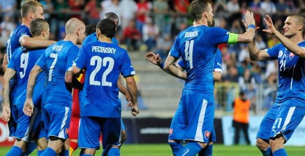 Slováci po 2 víťazstvách opäť poskočili v rebríčku FIFA