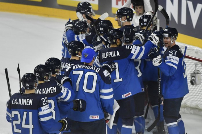 fínska hokejová reprezentácia