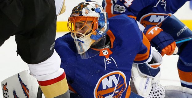Jaroslav Halák v drese NY Islanders