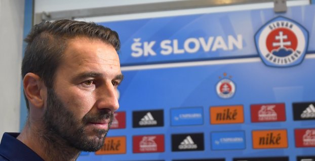 Tréner ŠK Slovan Bratislava Martin Ševela