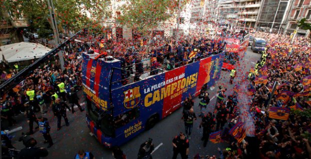 Autobus oslavy FC Barcelona