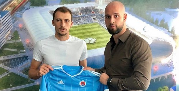 ŠK Slovan sa dohodol na zmluve s Marinom Ljubičičom