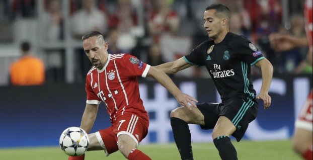 Franck Ribery z Bayernu Mníchov a Lucas Vazquez z Realu Madrid
