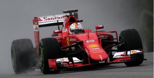 F1: Vettel narušil dominanciu Mercedesu a vyhral VC Malajzie
