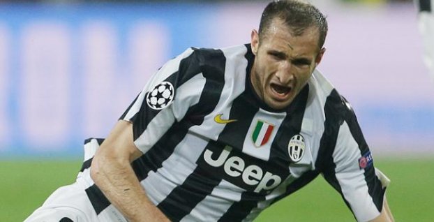 Juventusu môže vo finále chýbať Chiellini, má problémy s lýtkom