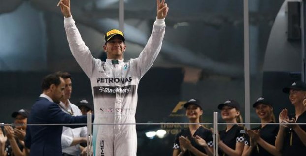 Hamilton najrýchlejší v prvom tréningu na VC Abú Zabí, v druhom Rosberg
