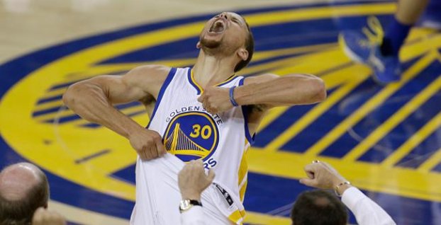 Čo zatiaľ chýba tohtoročnému finále NBA? Curryho predstavenie!