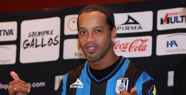 Ronaldinho prezradil, kedy ukončí kariéru. Chce sa venovať hudbe