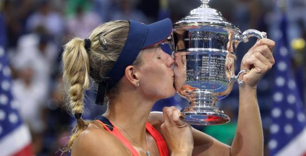Kerberová stále vedie rebríček WTA, Šramkovej skok o 30 miest