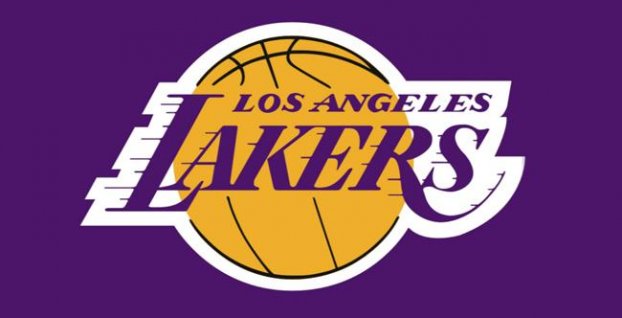 Lakers začali s novým trénerom výborne. Spomína sa slovo play-off