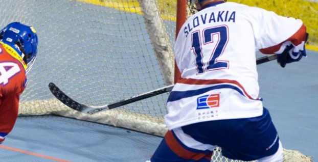 MS Hokejbal: Slovensko čaká kľúčový zápas, v semifinále proti domácim