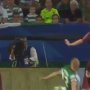 VIDEO: Jeremy Mathieu nádherným sklzom odzbrojil Messiho od lopty v gólovej šanci