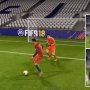 VIDEO: Tutoriál na najťažší trik v hre FIFA 18. Použiť ho môžete len so 4 hráčmi