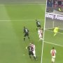 VIDEO: 18-ročný syn slávneho futbalistu Patricka Kluiverta strelil v drese Ajaxu krásny gól