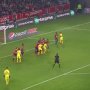 VIDEO: Nádherný gól Neymara z priameho kopu. Brankár sa naťahoval márne
