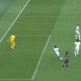 VIDEO: Francúzsky supertalent Mbappé sa opäť predviedol, bravúrnym gólovým volejom rozhodol o triumfe PSG