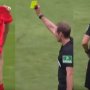 VIDEO: Ribéry po žltej karte objal rozhodcu