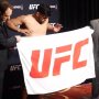 VIDEO: Podvádzala hviezda UFC pri vážení? Sporný moment riešia fanúšikovia aj komisia